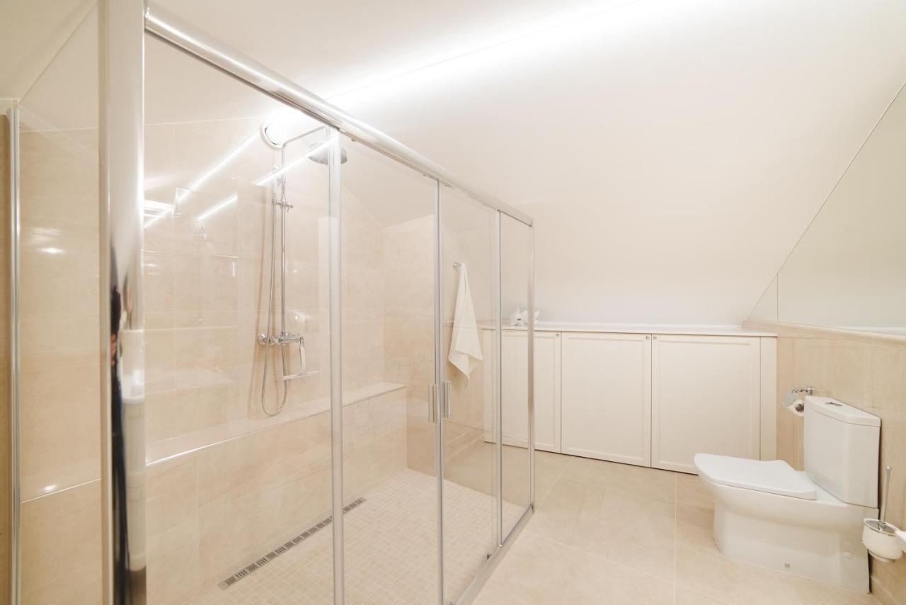 Appartement Luxury Medieval 2 Storey With Antique Furniture In Old Town